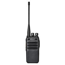 DP405. DMR Радиостанция начального уровня